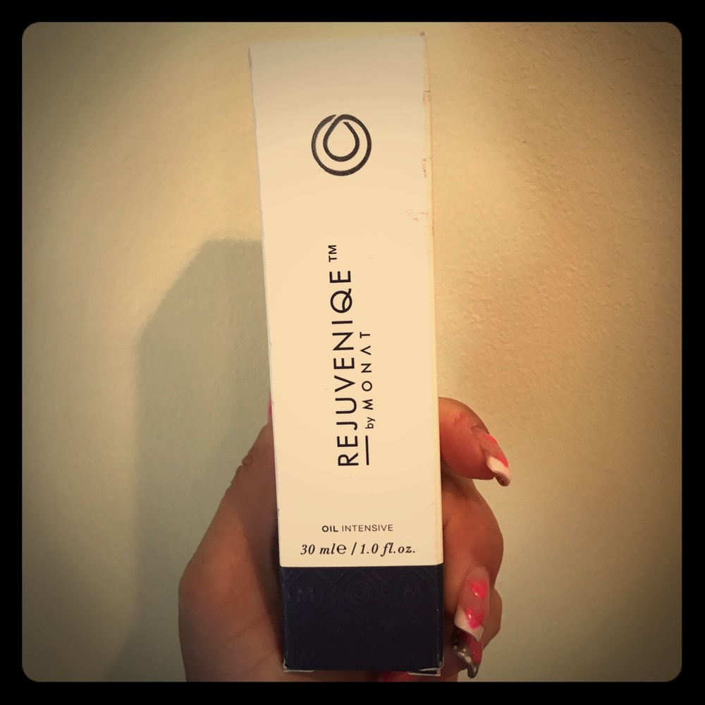Monat Oil Intensive